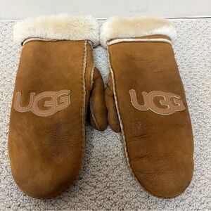 2/$75💥- MITTS | Women’s Ugg mitts size small/medium